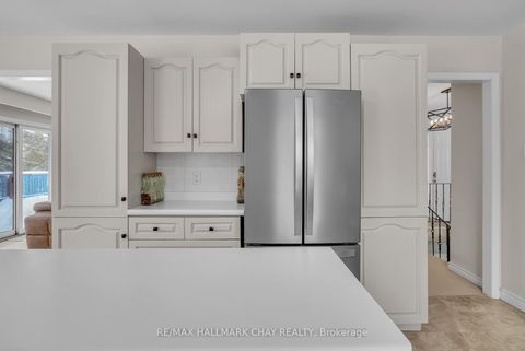 Photo 8 at 25222 Park Road, Sutton & Jackson's Point, Georgina