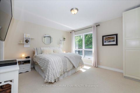 Photo 9 at 25222 Park Road, Sutton & Jackson's Point, Georgina