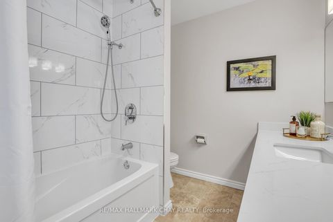 Photo 14 at 25222 Park Road, Sutton & Jackson's Point, Georgina