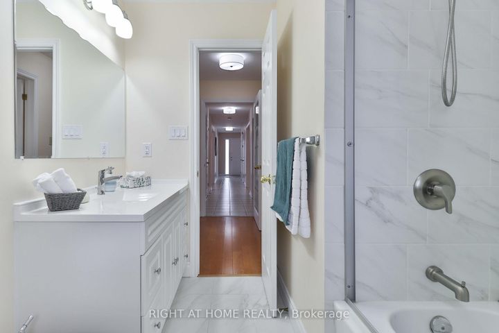Photo 17 at 459 Maple Leaf Drive, Maple Leaf, Toronto