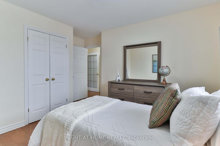 Photo 21 at 459 Maple Leaf Drive, Maple Leaf, Toronto