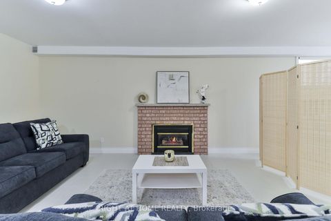 Photo 28 at 459 Maple Leaf Drive, Maple Leaf, Toronto