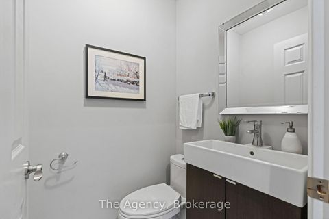 Photo 25 at 7 Higgin Court, Edgehill Drive, Barrie