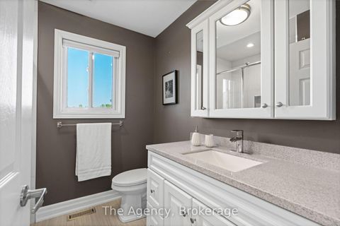 Photo 26 at 7 Higgin Court, Edgehill Drive, Barrie