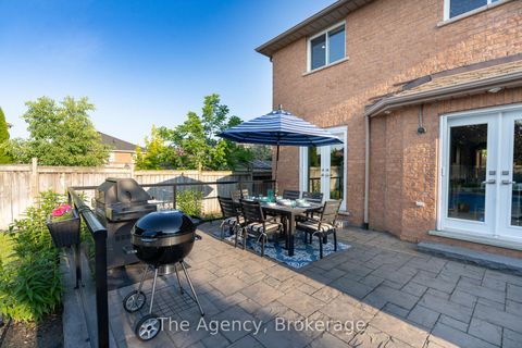 Photo 36 at 7 Higgin Court, Edgehill Drive, Barrie