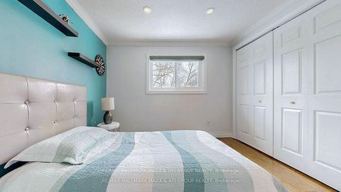 Photo 27 at 25 Sandusky Crescent, Aurora Highlands, Aurora