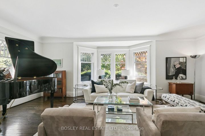 Photo 5 at 52 Rowanwood Avenue, Moore Park, Toronto