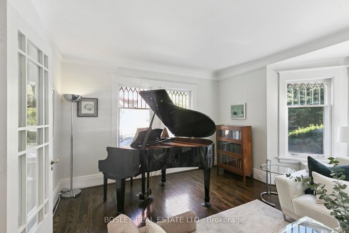 Photo 6 at 52 Rowanwood Avenue, Moore Park, Toronto