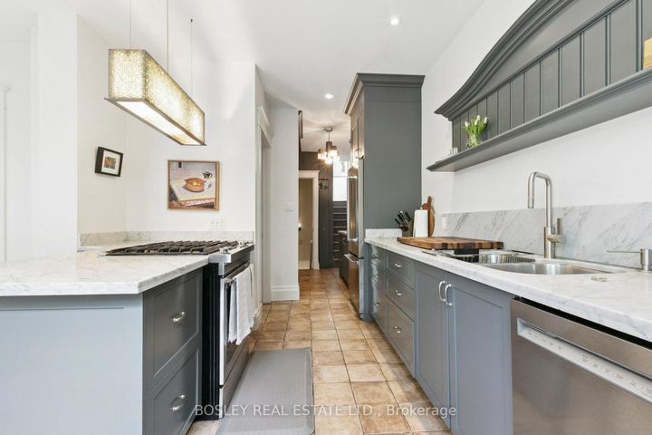 Photo 12 at 52 Rowanwood Avenue, Moore Park, Toronto
