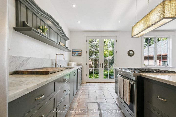 Photo 14 at 52 Rowanwood Avenue, Moore Park, Toronto