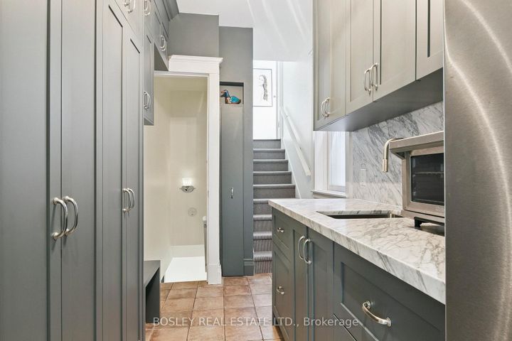 Photo 15 at 52 Rowanwood Avenue, Moore Park, Toronto