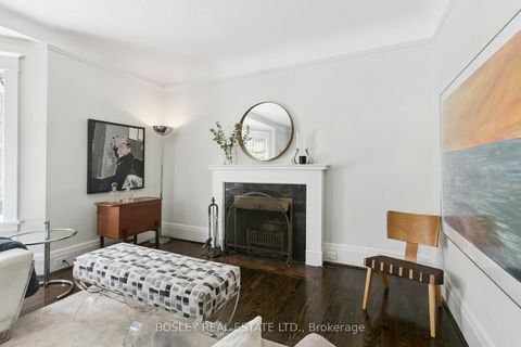 Photo 2 at 52 Rowanwood Avenue, Moore Park, Toronto