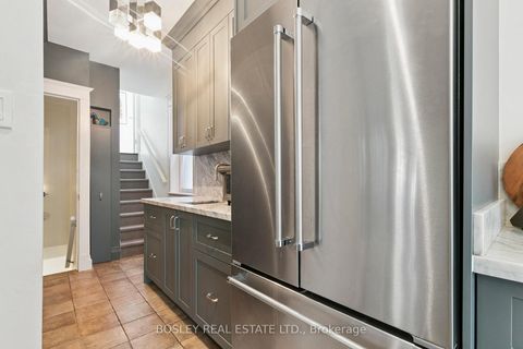 Photo 13 at 52 Rowanwood Avenue, Moore Park, Toronto