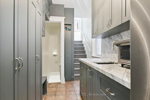 Photo 15 at 52 Rowanwood Avenue, Moore Park, Toronto