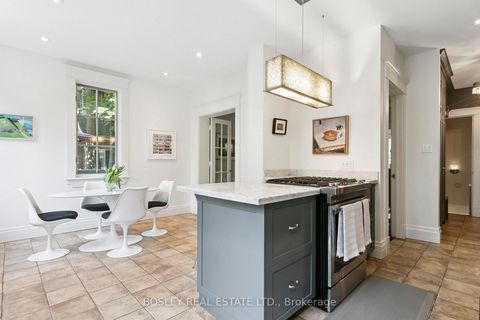 Photo 17 at 52 Rowanwood Avenue, Moore Park, Toronto