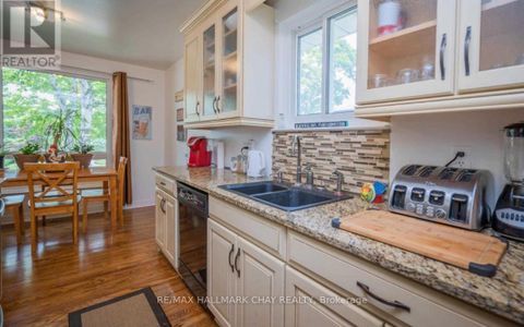 Photo 6 at 13 Jane Crescent, Allandale Heights, Barrie