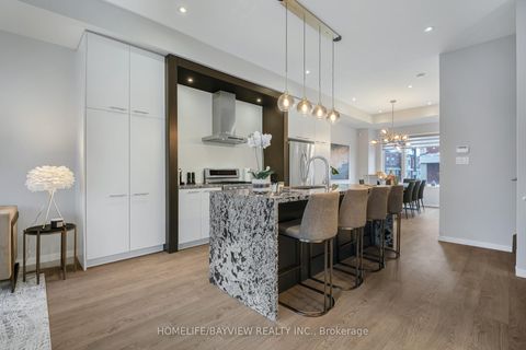 Photo 9 at 12 Genuine Lane, Doncrest, Richmond Hill