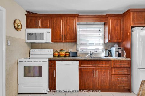 Photo 12 at 119 Dalrymple Drive, Smythe, Toronto