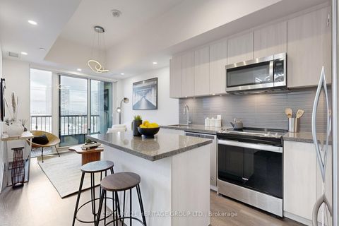 Photo 5 at 717 - 8868 Yonge Street, South Richvale, Richmond Hill