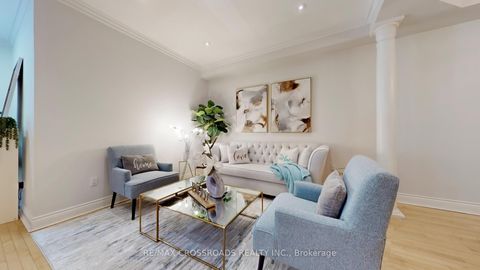 Photo 4 at 93 Westbury Court, Westbrook, Richmond Hill