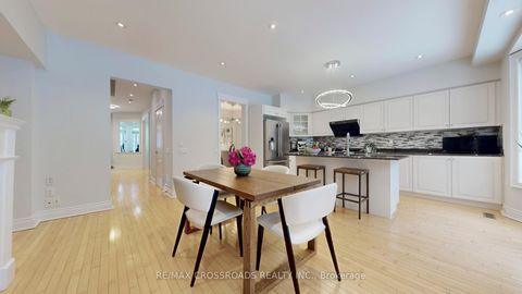 Photo 15 at 93 Westbury Court, Westbrook, Richmond Hill