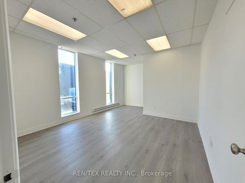 Photo 3 at A1&A2 - 311 Bowes Road, Concord, Vaughan
