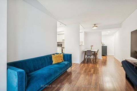 Photo 11 at 1911 - 8 Lee Centre Drive, Woburn, Toronto