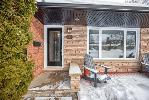 Photo 3 at 28 Springhome Road, Allandale Heights, Barrie