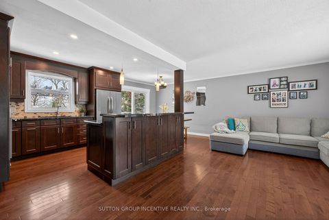 Photo 5 at 28 Springhome Road, Allandale Heights, Barrie