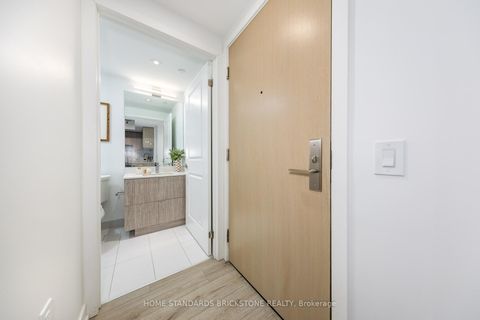 Photo 15 at 1604 - 395 Bloor Street E, North St. James Town, Toronto