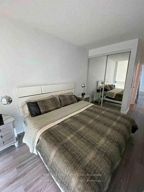 Photo 8 at 3802 - 219 Fort York Boulevard, Niagara, Toronto