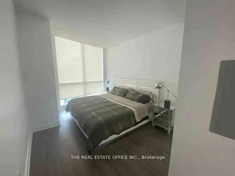 Photo 9 at 3802 - 219 Fort York Boulevard, Niagara, Toronto