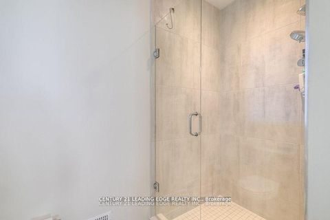 Photo 26 at 77 Terravista Crescent, Vellore Village, Vaughan