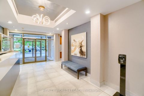 Photo 2 at 610 - 1720 Eglinton Avenue E, Victoria Village, Toronto