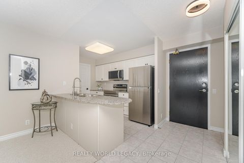 Photo 7 at 610 - 1720 Eglinton Avenue E, Victoria Village, Toronto