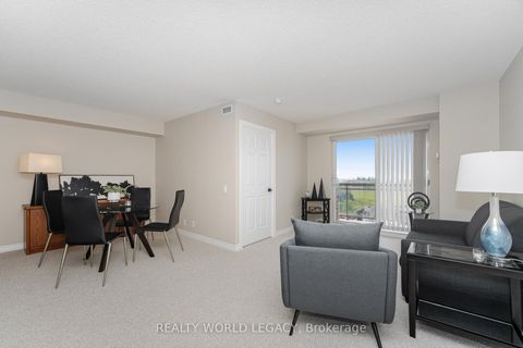 Photo 11 at 610 - 1720 Eglinton Avenue E, Victoria Village, Toronto