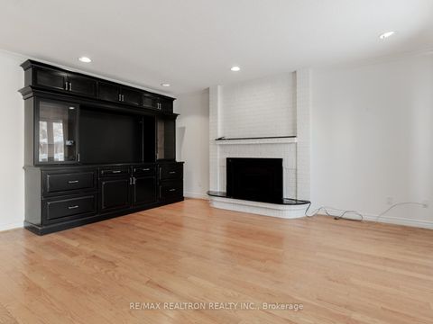 Photo 13 at 406 Weldrick Road E, Bayview Hill, Richmond Hill