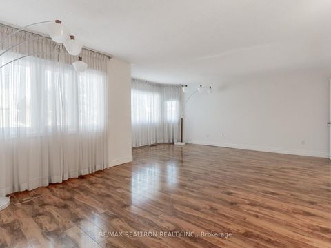 Photo 25 at 406 Weldrick Road E, Bayview Hill, Richmond Hill