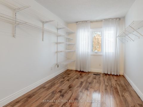 Photo 26 at 406 Weldrick Road E, Bayview Hill, Richmond Hill