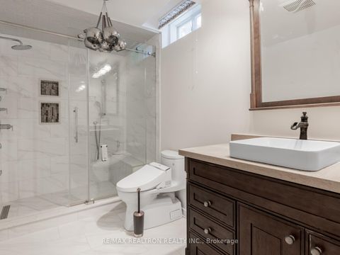 Photo 32 at 406 Weldrick Road E, Bayview Hill, Richmond Hill