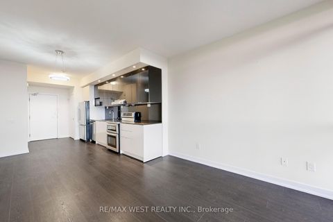 Photo 7 at 3517 - 121 McMahon Drive, Bayview Village, Toronto