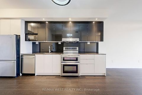 Photo 10 at 3517 - 121 McMahon Drive, Bayview Village, Toronto