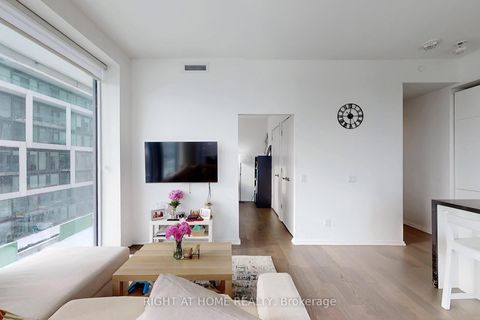 Photo 6 at 905 - 5 Soudan Avenue, Mount Pleasant West, Toronto