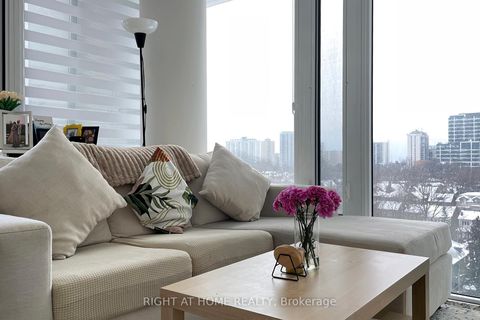 Photo 8 at 905 - 5 Soudan Avenue, Mount Pleasant West, Toronto