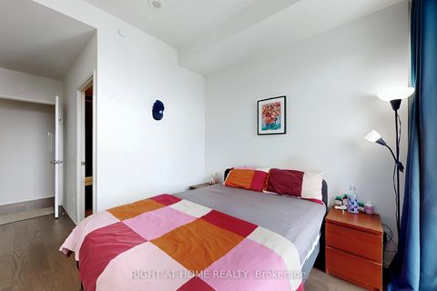 Photo 15 at 905 - 5 Soudan Avenue, Mount Pleasant West, Toronto