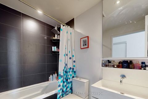 Photo 16 at 905 - 5 Soudan Avenue, Mount Pleasant West, Toronto