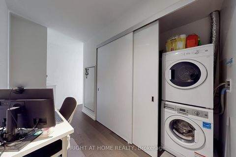 Photo 23 at 905 - 5 Soudan Avenue, Mount Pleasant West, Toronto