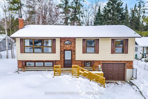 Photo 0 at 752 Pinegrove Avenue, Rural Innisfil, Innisfil