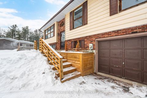 Photo 2 at 752 Pinegrove Avenue, Rural Innisfil, Innisfil