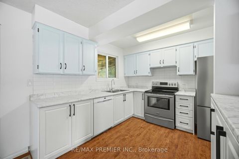 Photo 7 at 752 Pinegrove Avenue, Rural Innisfil, Innisfil